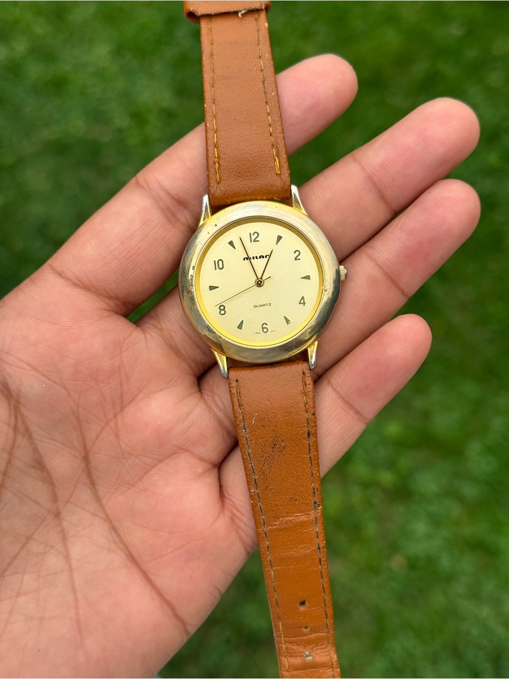 Milan Classic vintage Men’s Brown Leather Strap Quartz Watch